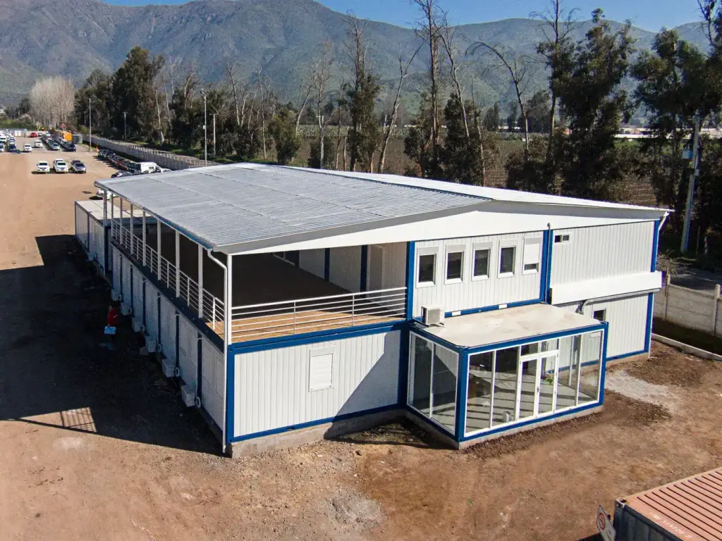 Proyecto modular: edificio corporativo de dos pisos